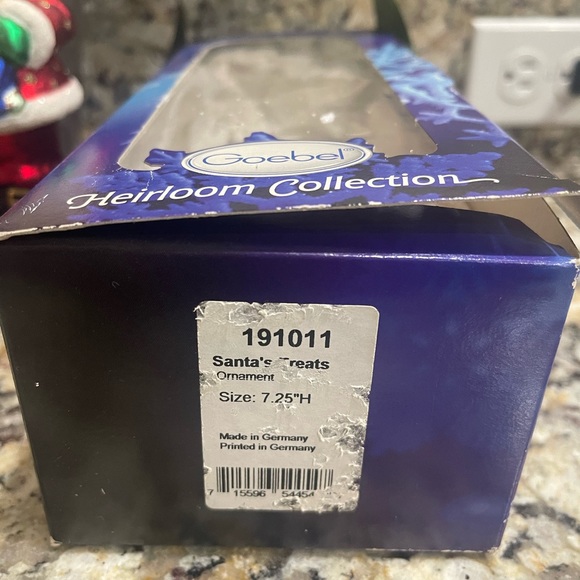 Sale‼️Santa Claus Tree Ornament 🌲 - Heirloom Collection Santa’s Treats -EUC - Picture 4 of 6